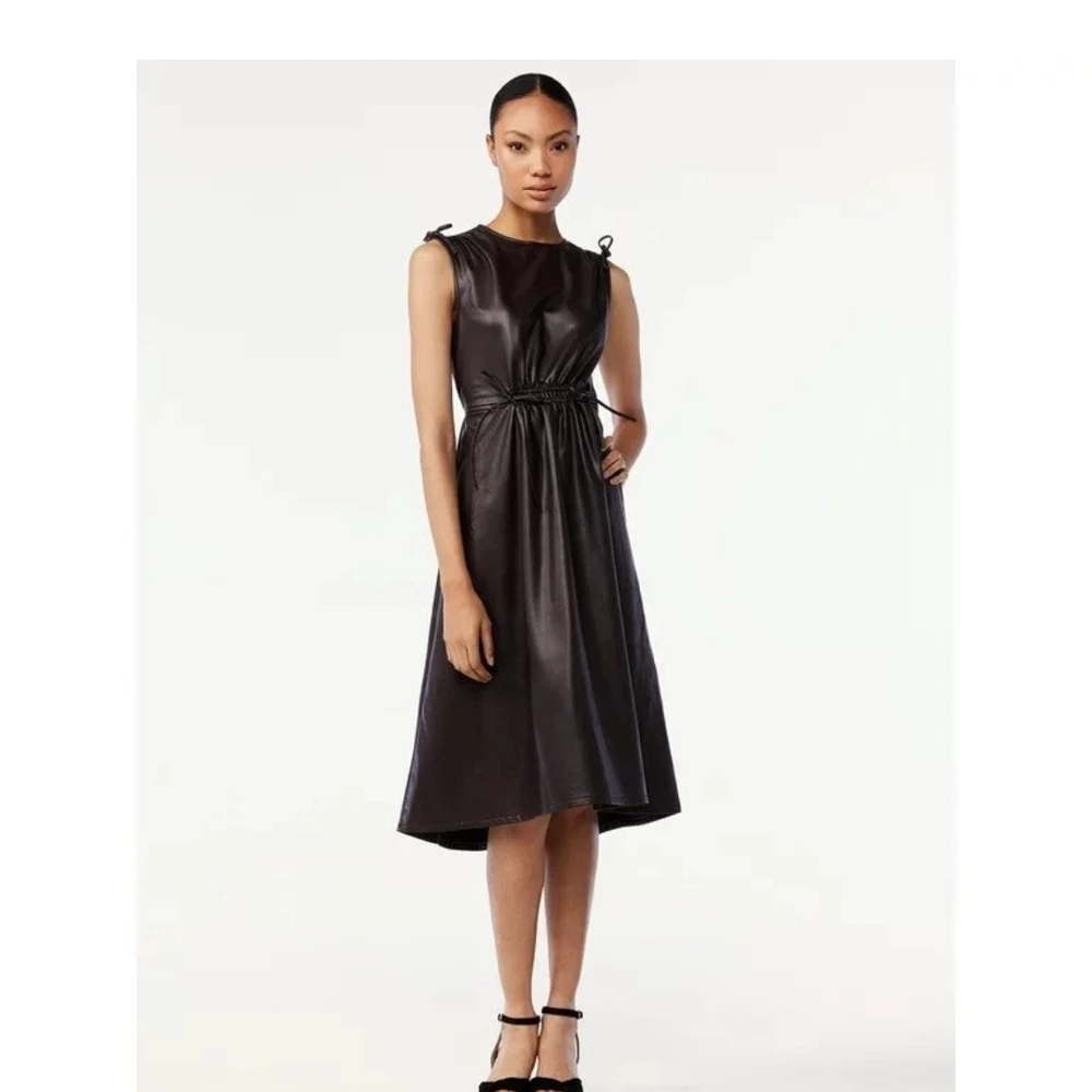 Chic Midi Dress